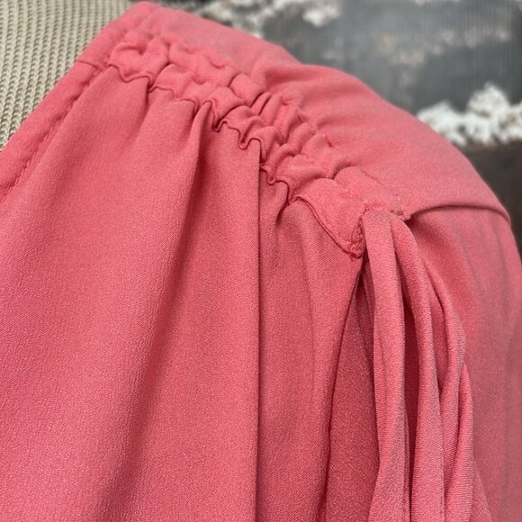 Ann Taylor Blouse V-Neck Synched Shoulders Bubble Gum Pink Size Large L - Picture 8 of 16